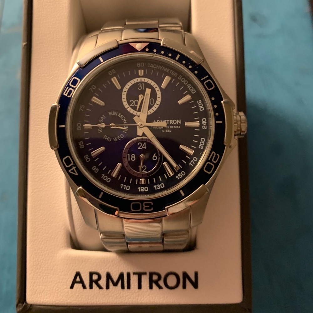 Men’s dress watch